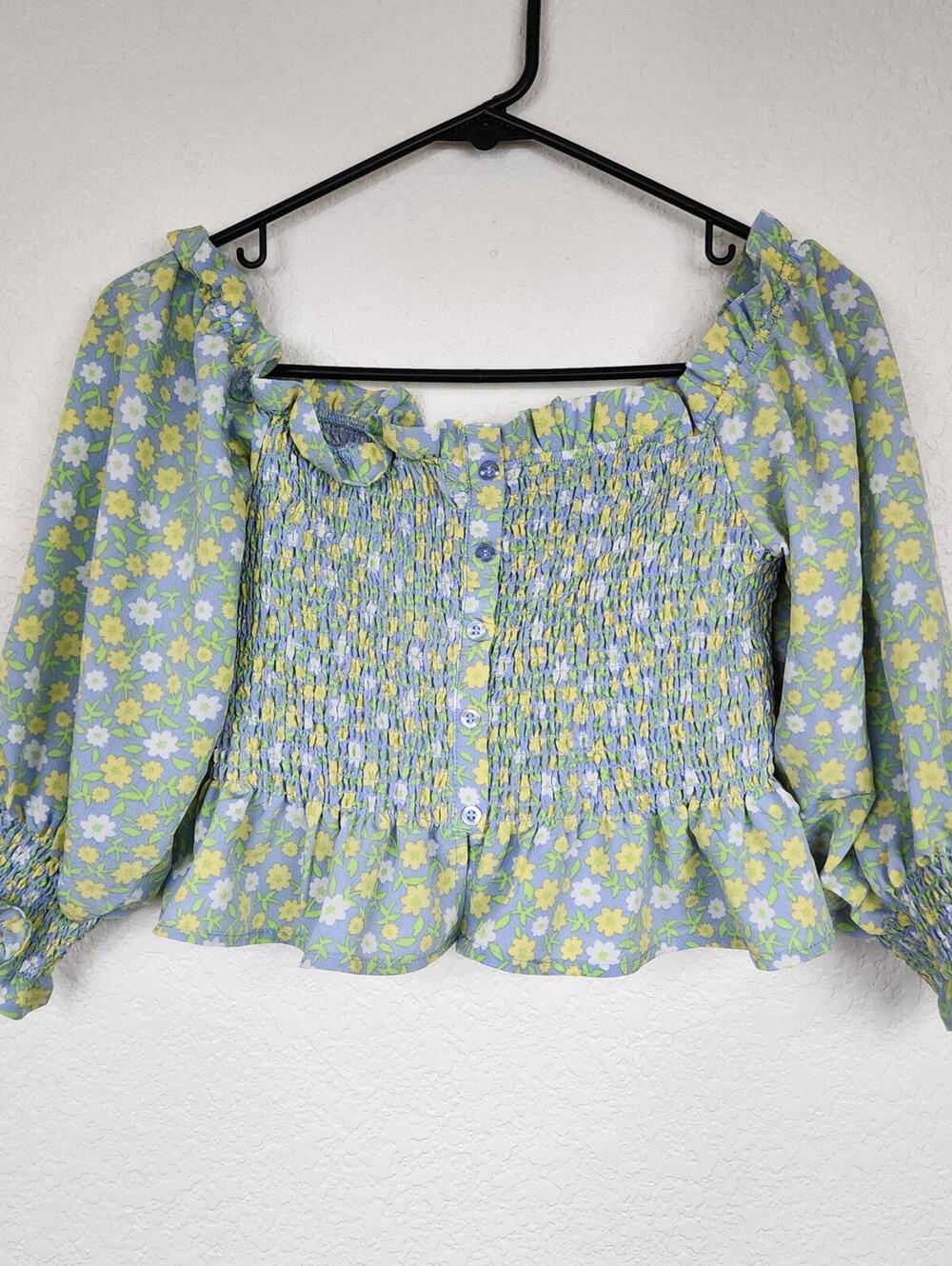Love Tree Large Smocked Floral Crop Top